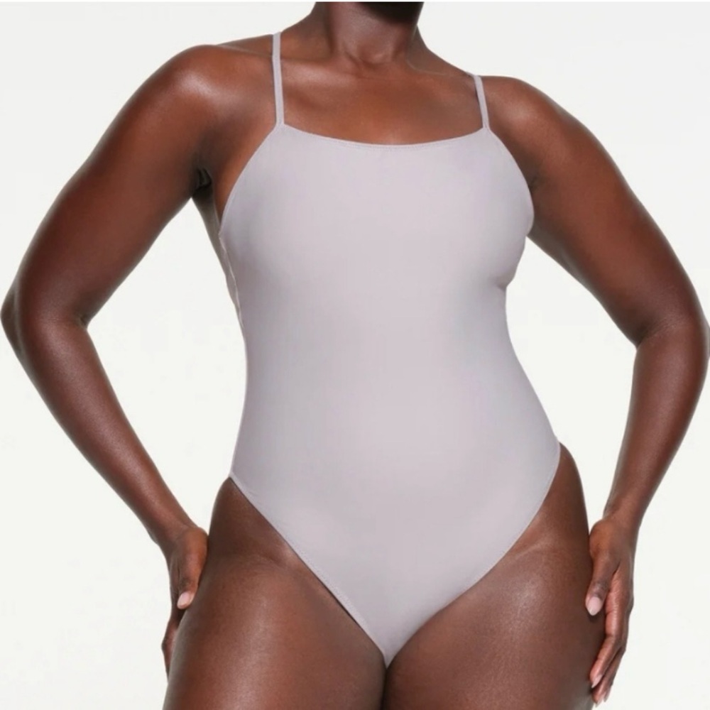 SKIMS SIGNATURE SWIM CAMI ONE PIECE - CHROME
